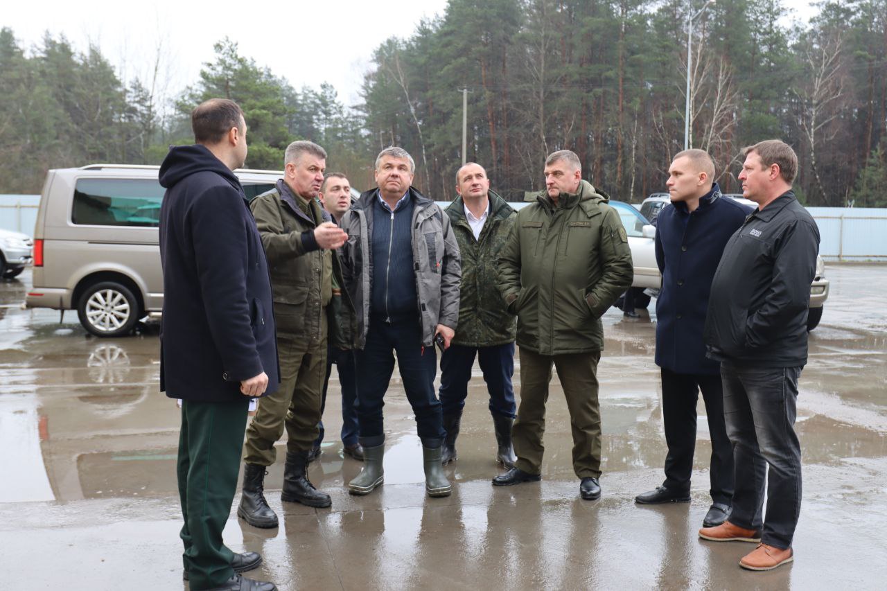 Вице-премьер и Министр лесного хозяйства посетили наше пеллетное производство